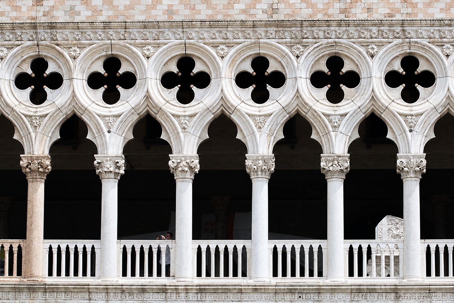 Passeio de gôndola e Palácio Ducal