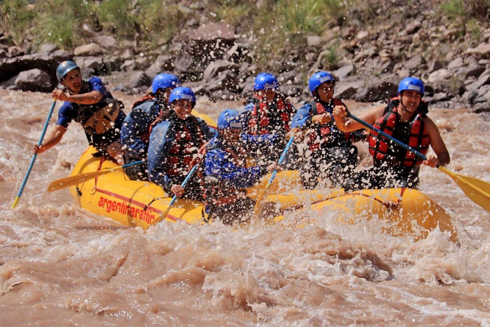 Potrerillos: rafting, canopy o trekking