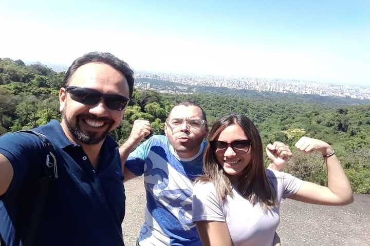 Camine hasta Big Rock en el Parque Estatal Cantareira: recogida en el aeropuerto opcional