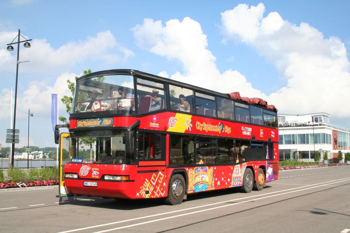 Visita turística a Riga: Tour en autobús con paradas libres