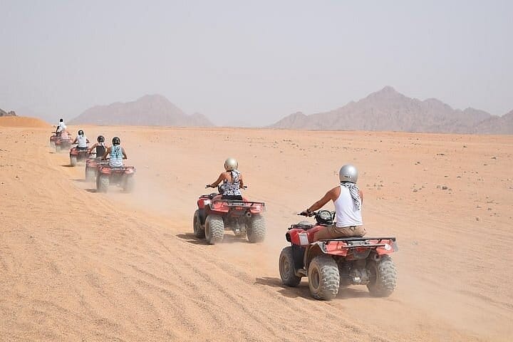Hurghada: Safari en quad y paseo en camello