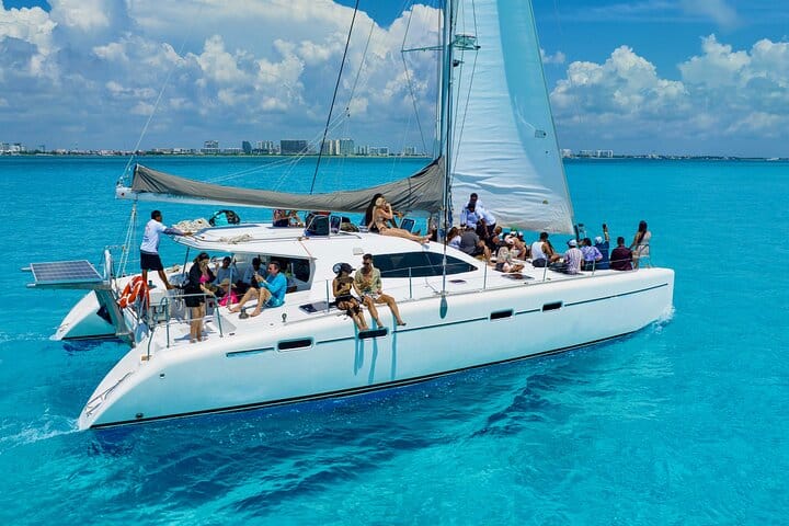 Isla Mujeres with Snorkel and Open Bar