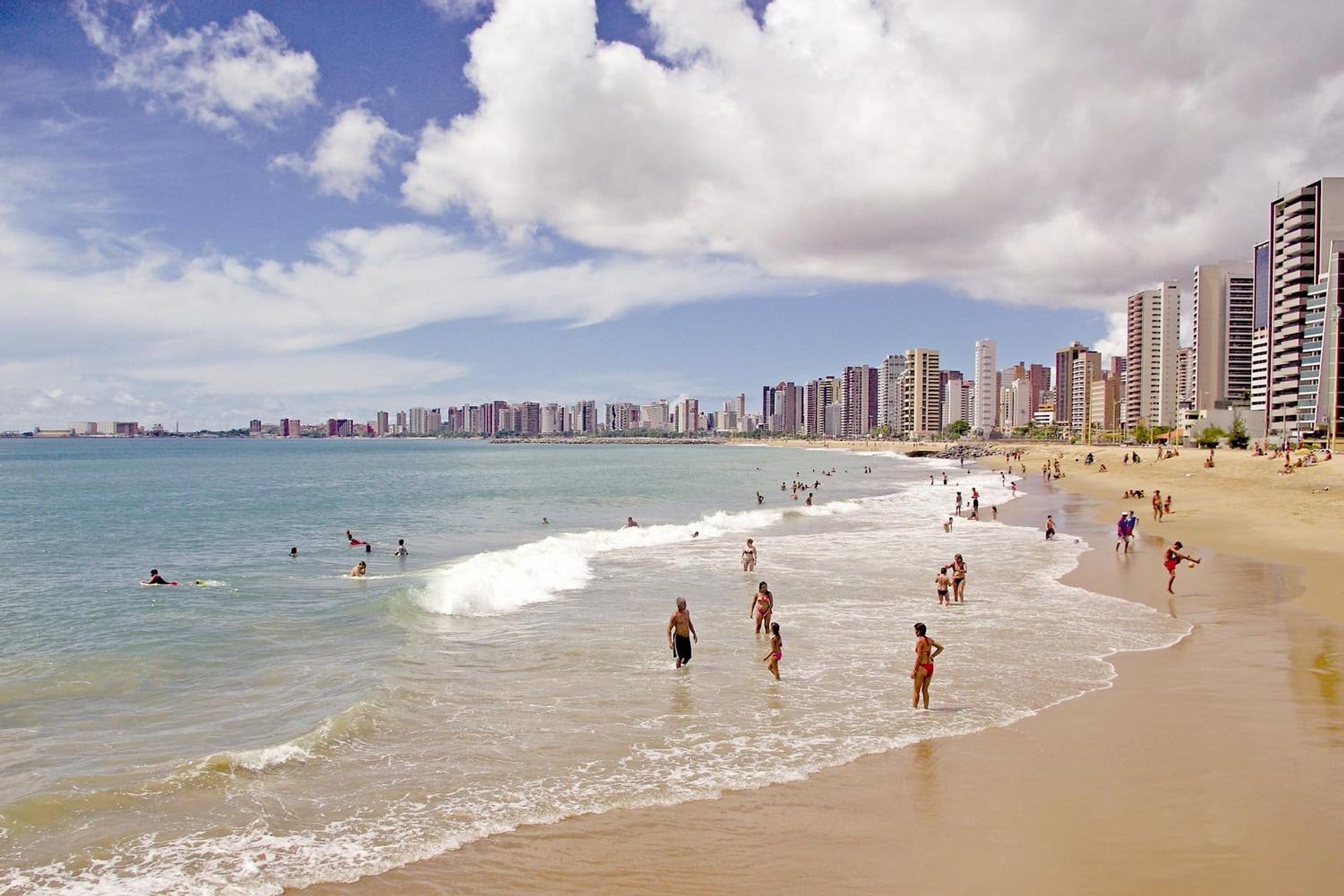 La exótica playa de Canoa Quebrada