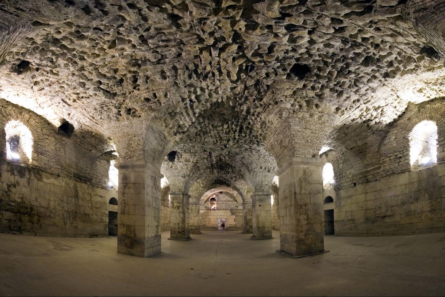 Split: Tour de Game of Thrones con la Bodega de Diocleciano