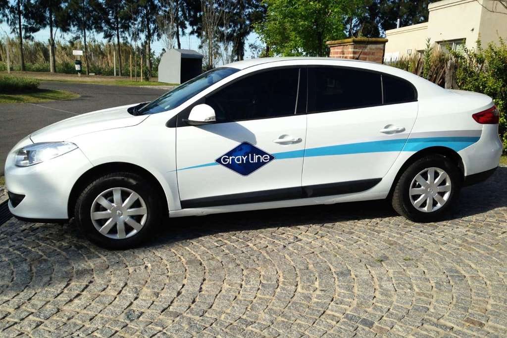 Private Transfer from Bariloche Airport to Downtown Hotel or vice versa - 1 to 3 people