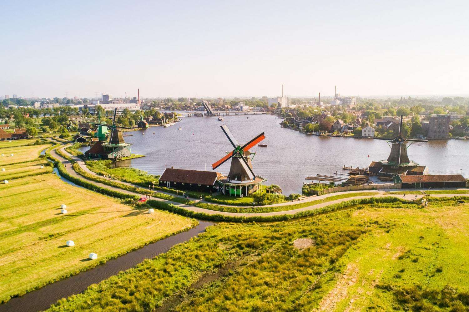 Descubre Volendam, Marken y molinos de viento desde Ámsterdam en un día con todo incluido - Imagen 4