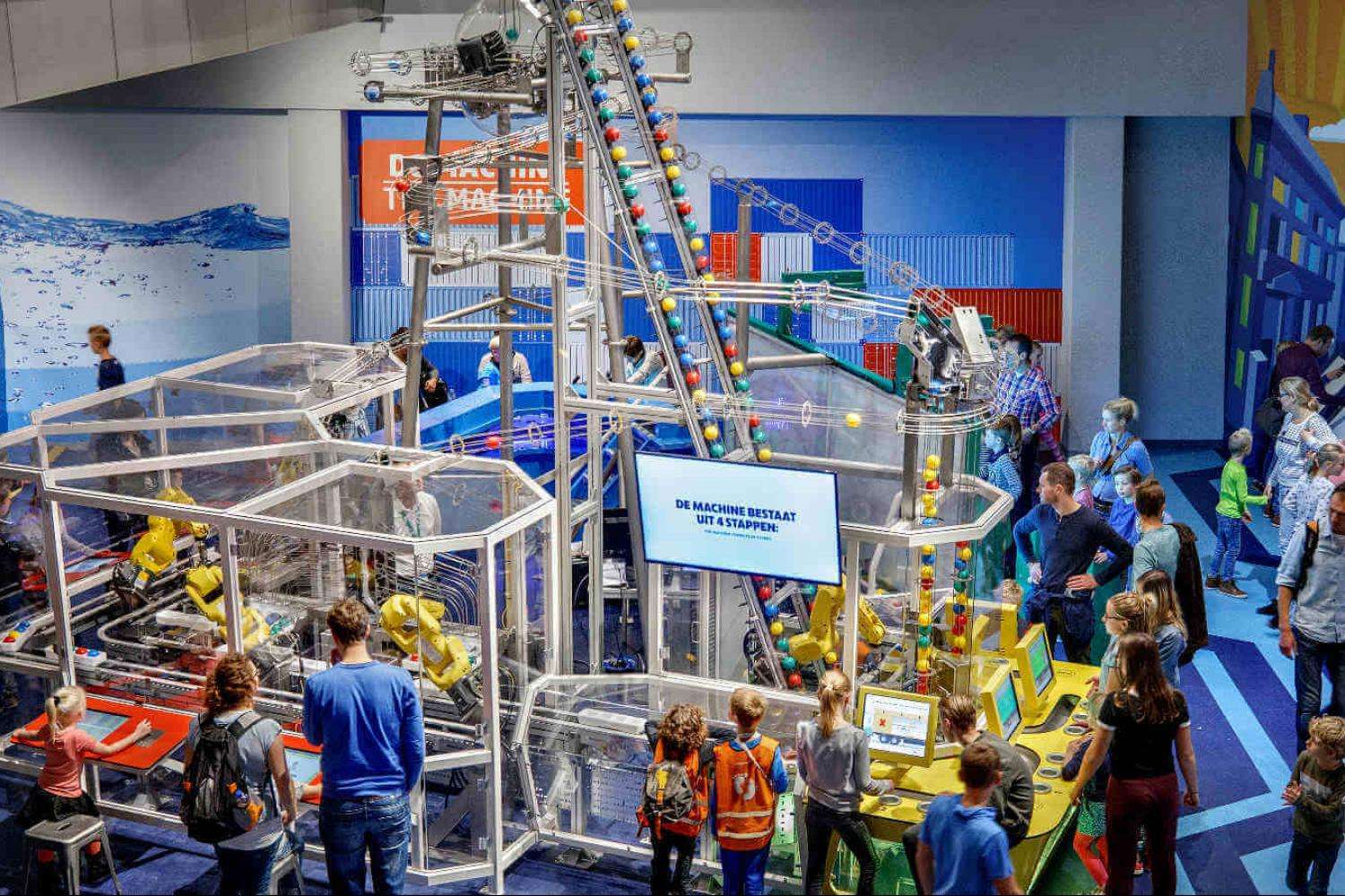 Museo de Ciencias NEMO y crucero por el canal de 1 hora - Imagen 3