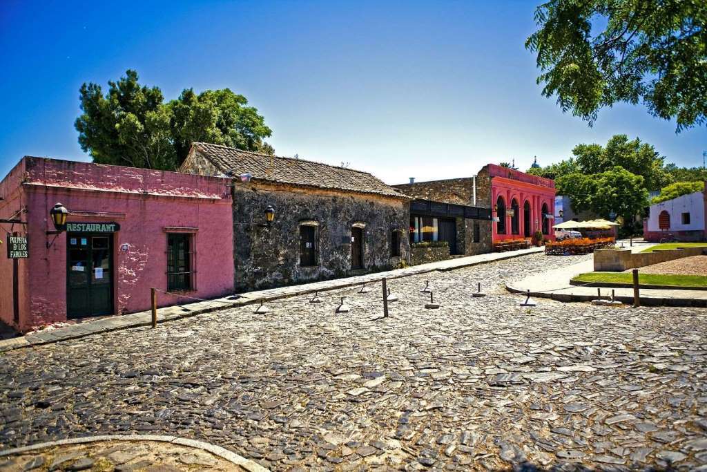 Traslados, city tour y Colonia - Imagen 2
