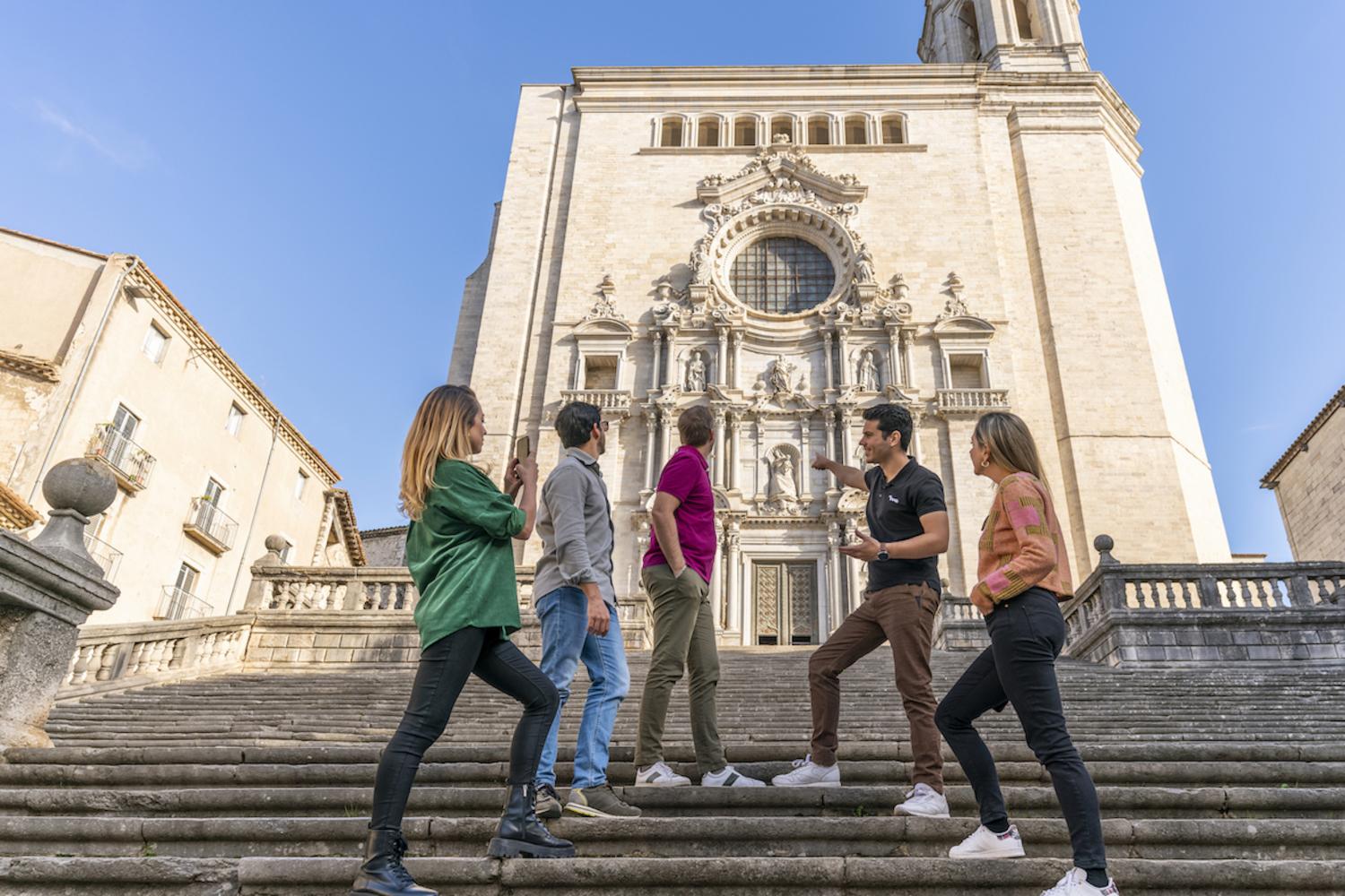 Montserrat, Girona y Costa Brava - Tour de 1 día - Imagen 3