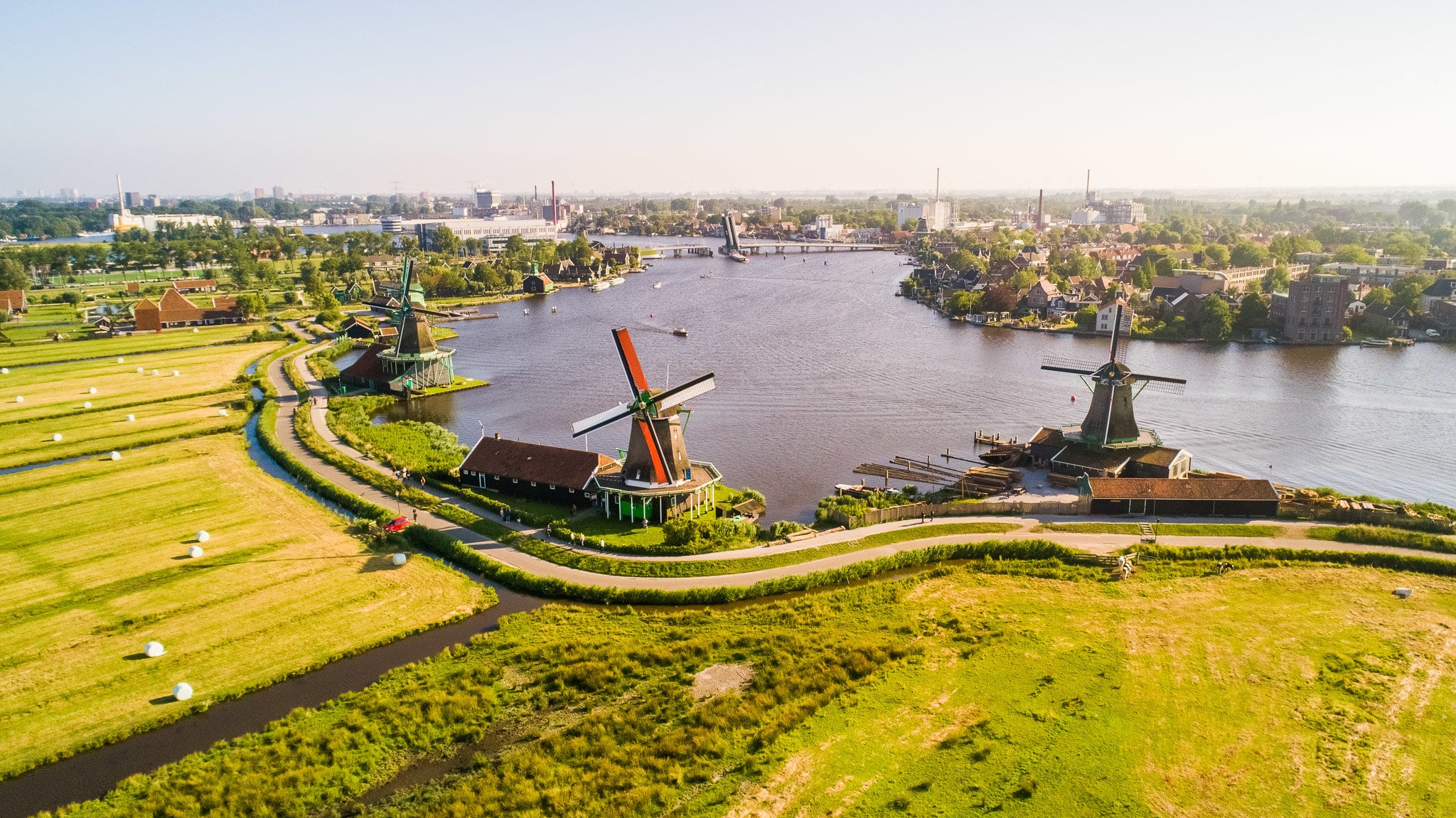 Volendam, Marken, Edam y los molinos de viento - Tour de 1 día - Imagen 2
