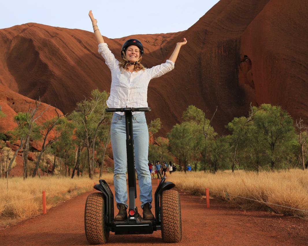 Amanecer en Uluru y Segway - Imagen 3
