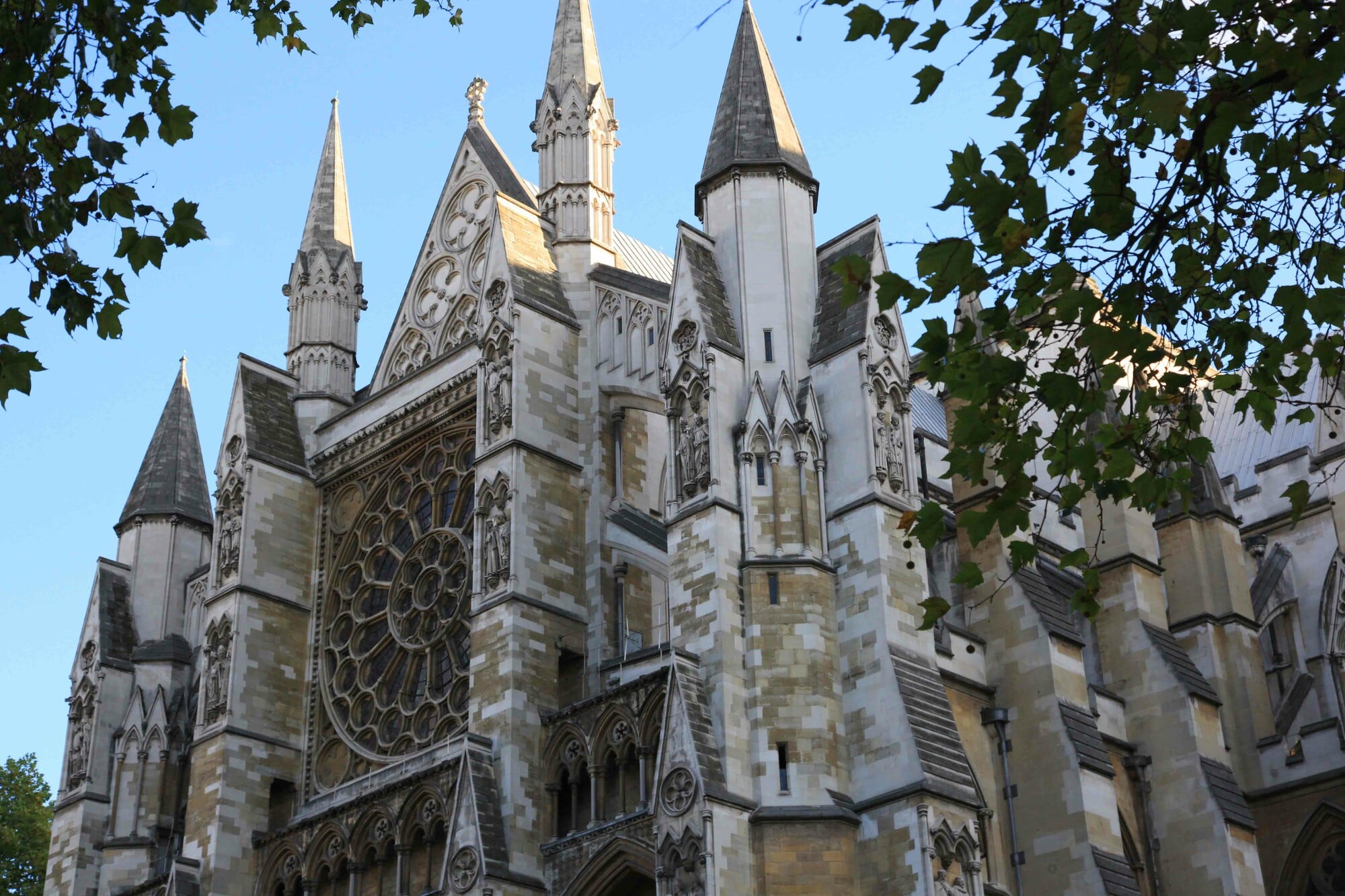 Tour a pie por los lugares destacados de Westminster con entrada a la abadía con audioguía - Imagen 2