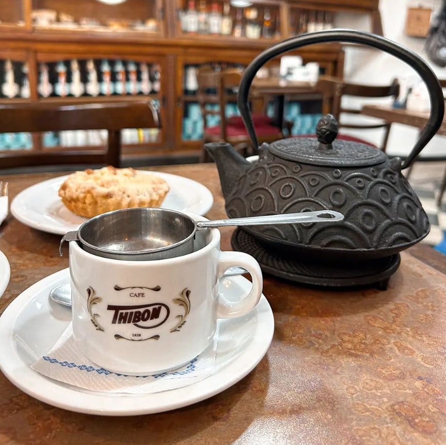 Desayuno/Merienda en Café Thibon para 2 - Bar notable de la ciudad - Imagen 2