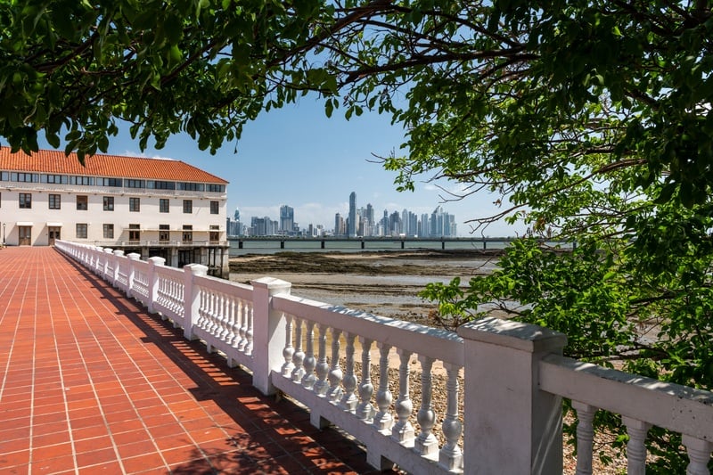 Canal de Panamá y visita guiada por la ciudad - Imagen 3