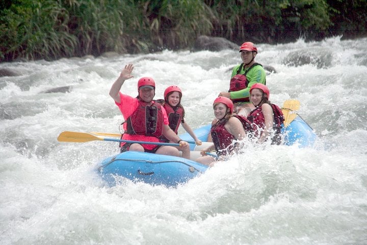 Aventura de dia inteiro com tirolesa e rafting, com almoço incluído, saindo de San José. - Imagen 2