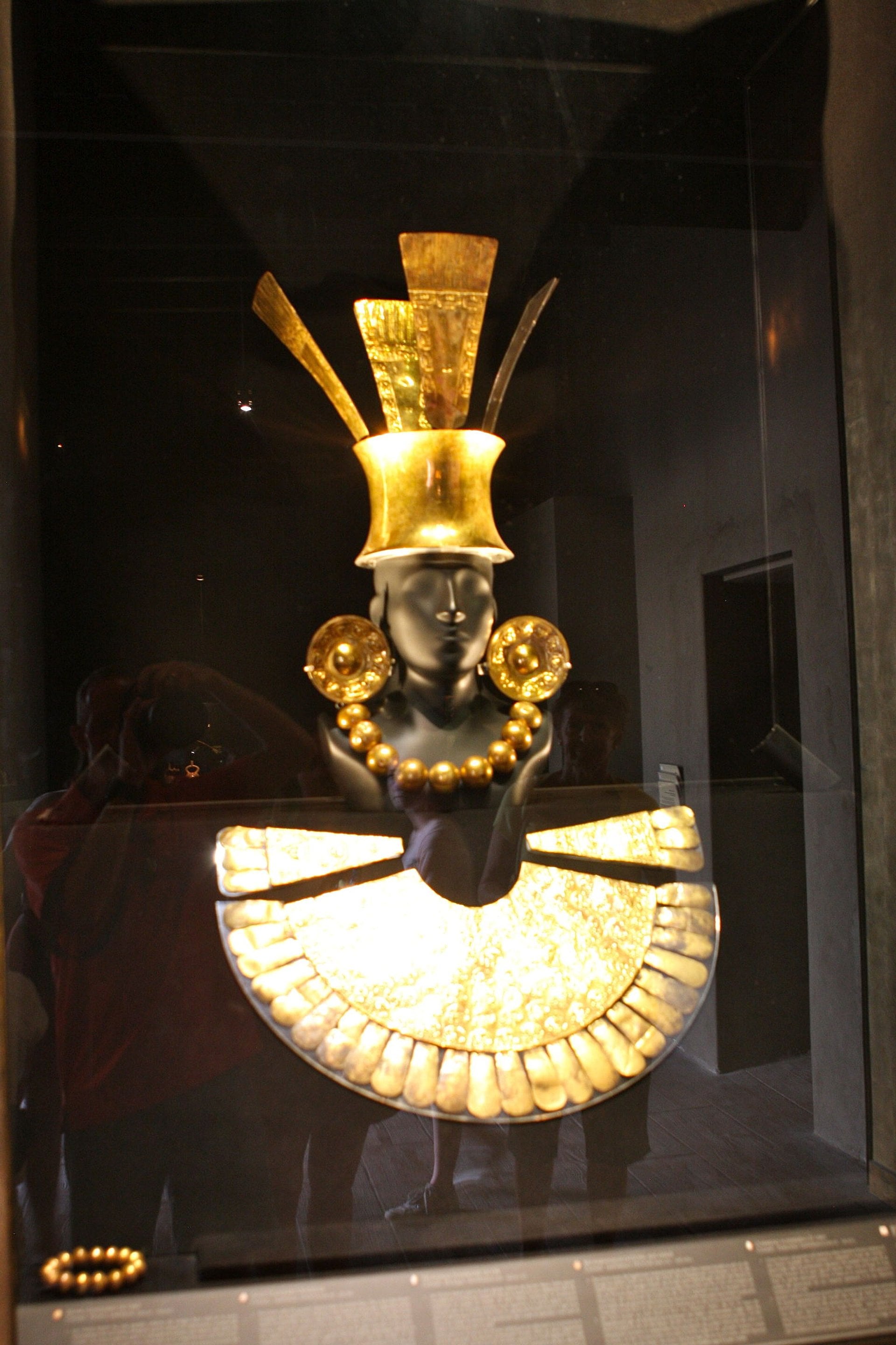 Noche: Museo Larco, pisco y Circuito Mágico - Imagen 3