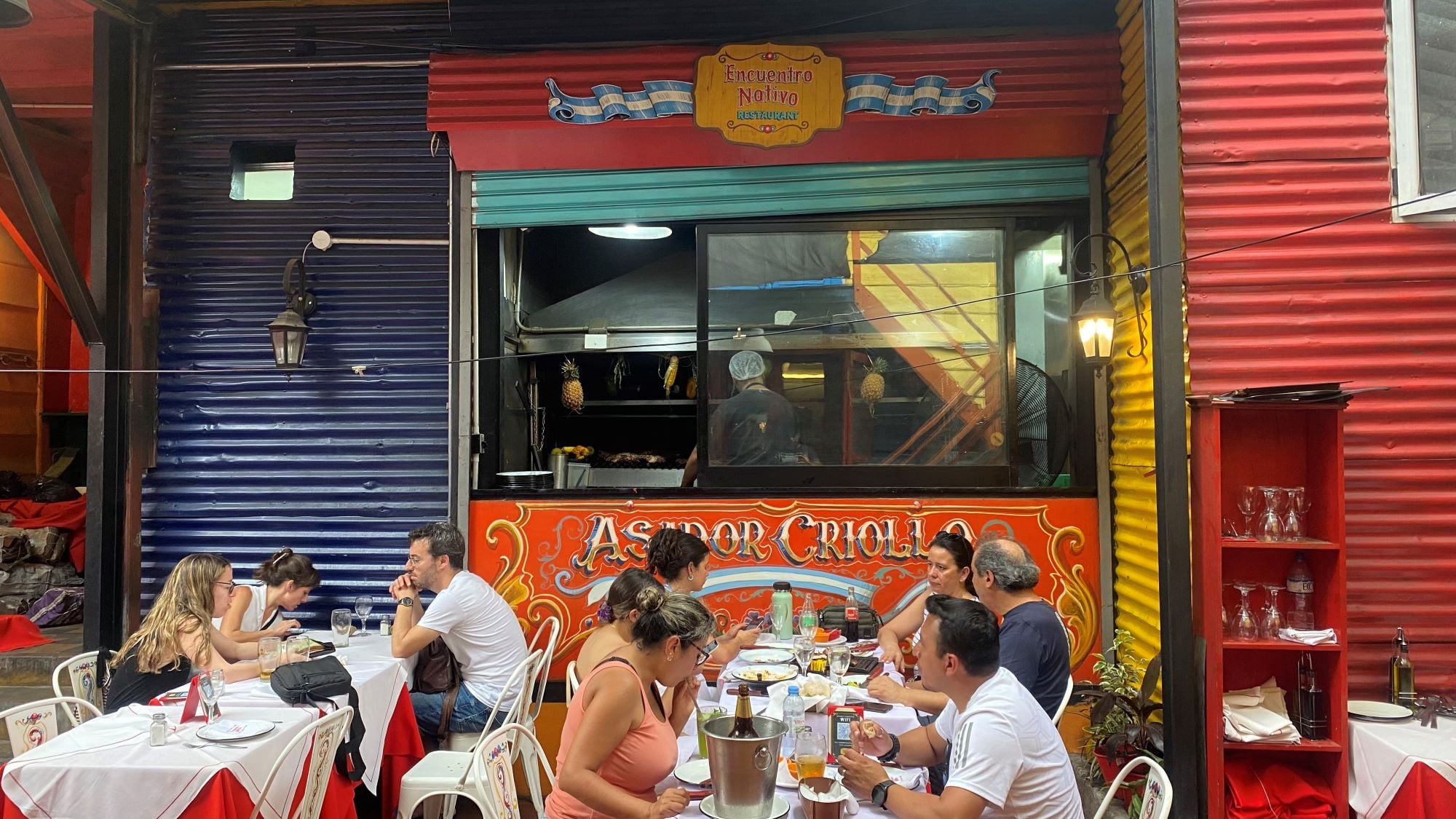 Almuerzo en un conventillo histórico en Caminito: Encuentro Nativo - Imagen 4