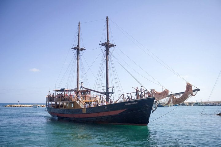 Cruzeiro de barco Jolly Roger saindo de Pafos - Imagen 2
