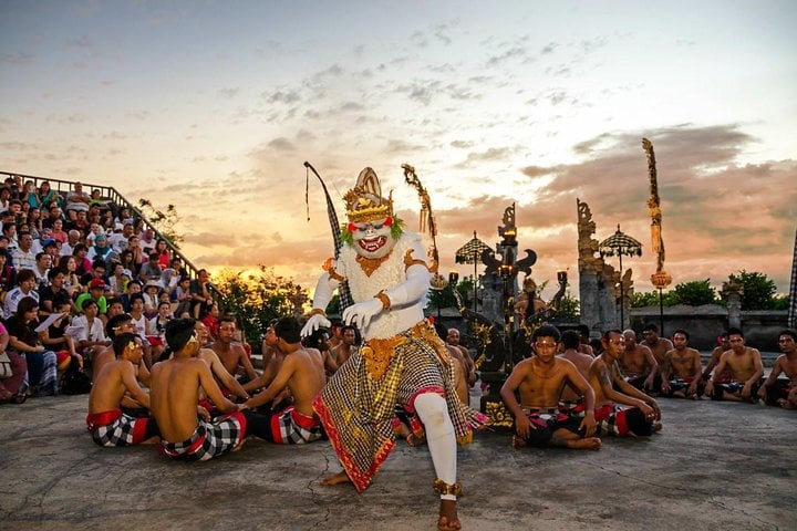 Half-Day Private Tour: Bali Classic Including Uluwatu Temple - Imagen 2