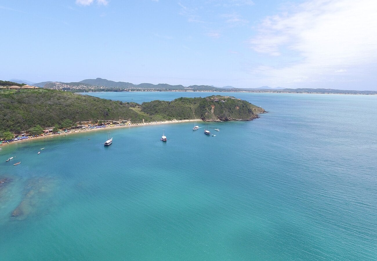 Tour en Barco por las Playas de Búzios con almuerzo - Imagen 3