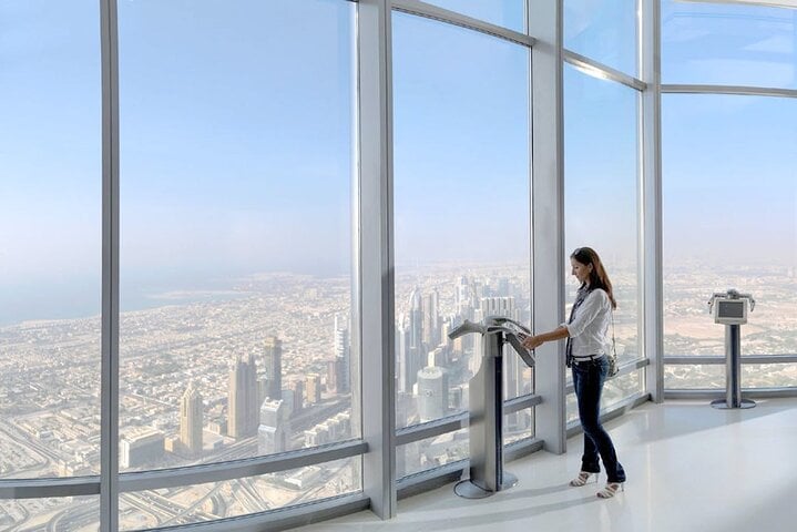 At The Top Burj Khalifa con té en Al Bayt - Imagen 4