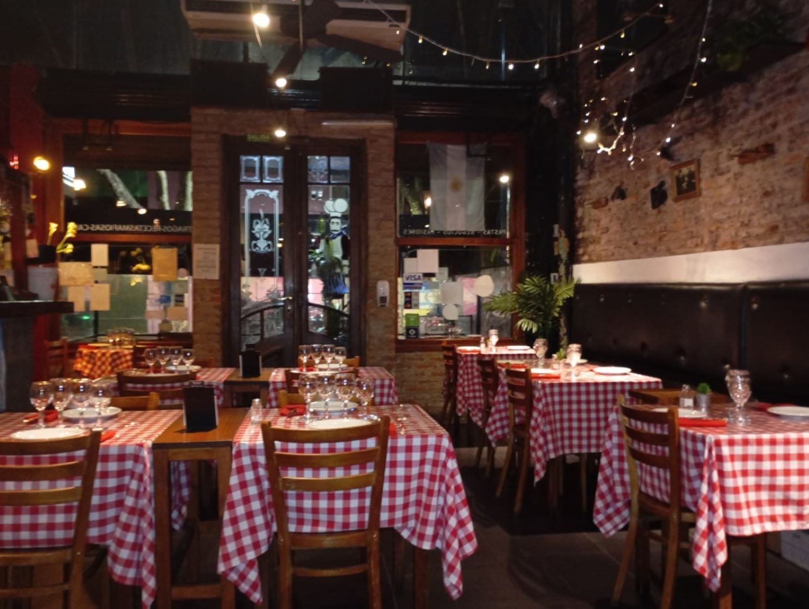 Cena en Arte de Mafia, Restaurant Temático Mafioso de Palermo - Imagen 4