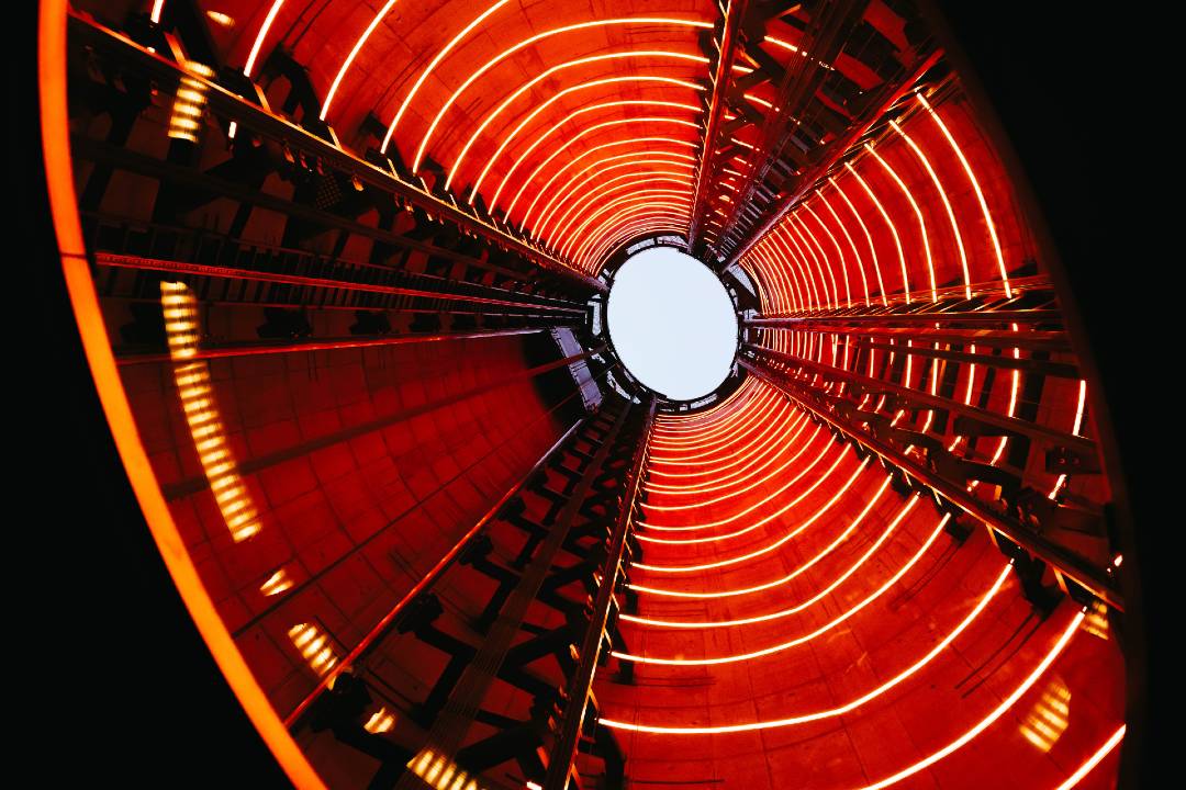 El ascensor de chimenea en la central eléctrica de Battersea - Imagen 4