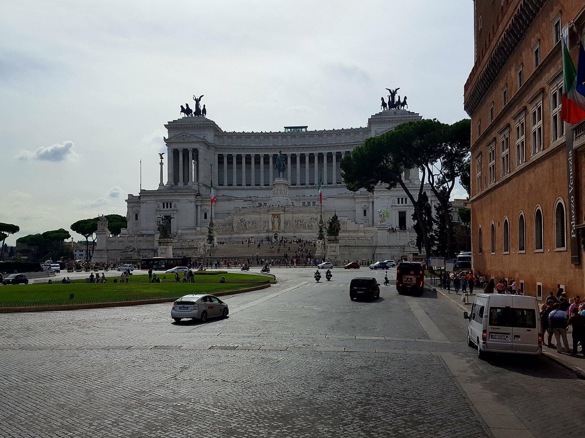 Recorrido nocturno por Roma - Imagen 4