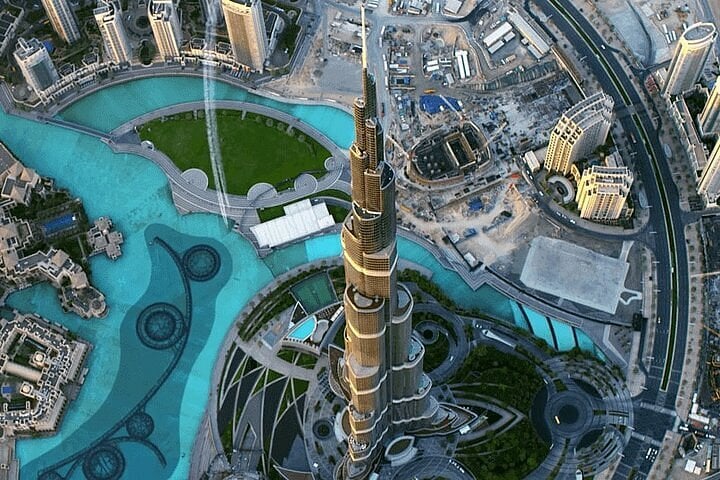 Visita a la planta 124/125 del Burj Khalifa, visita al centro comercial Dubai Mall y cena en crucero Marina Dhow con traslados privados - Imagen 4