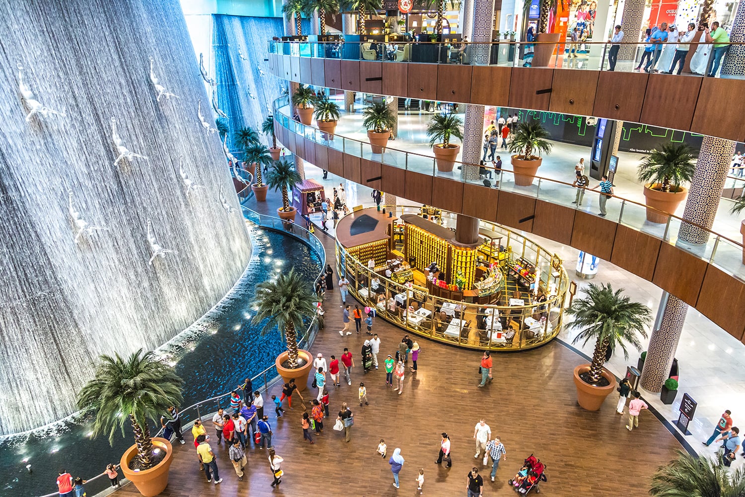 Compras en el centro comercial Dubai Mall, piso 148 del Burj Khalifa y espectáculo de fuentes musicales con paseo en el lago en traslados privados - Imagen 4