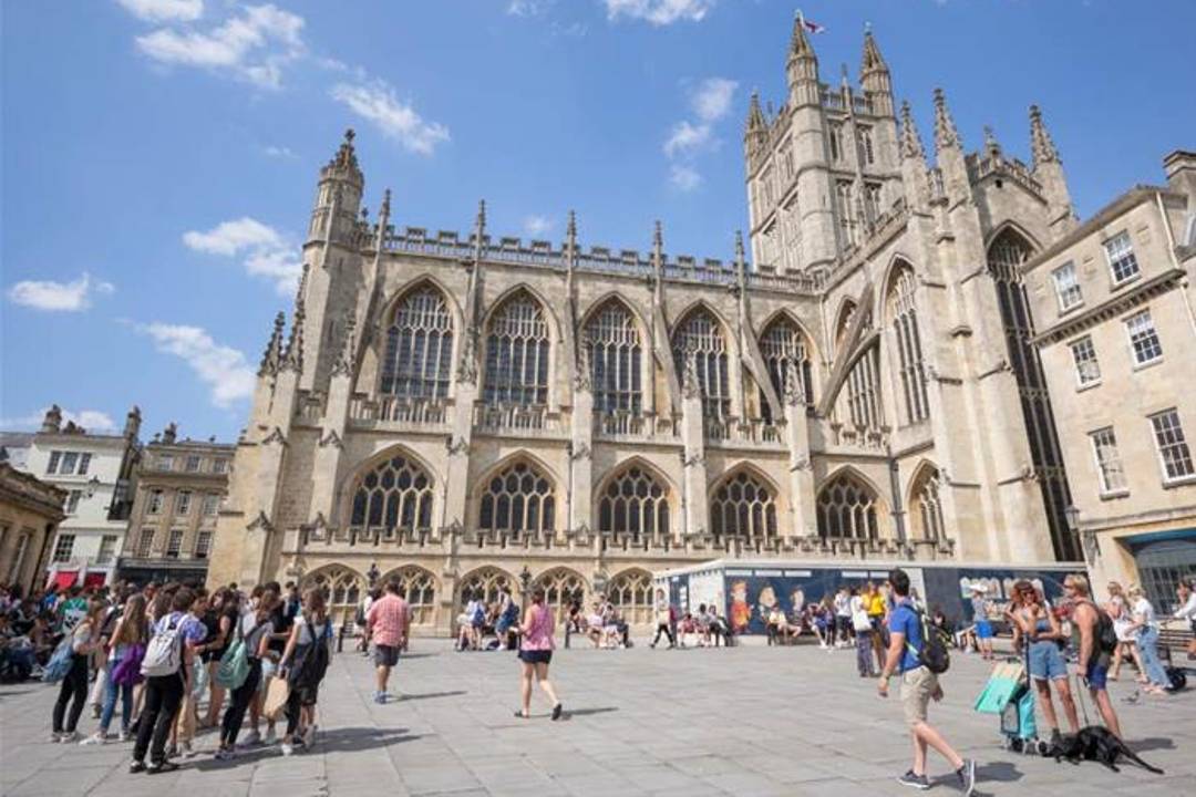 Excursión de un día a Bath en tren con entrada a los baños romanos o recorrido en autobús turístico - Imagen 3