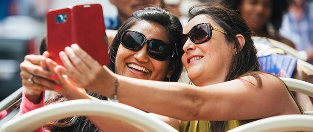 Ticket Darwin Premium: Tour de 2 días con paradas libres en autobús descapotable - Imagen 2