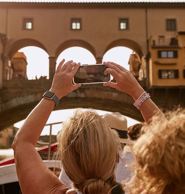 Florencia en góndola al atardecer - Imagen 4