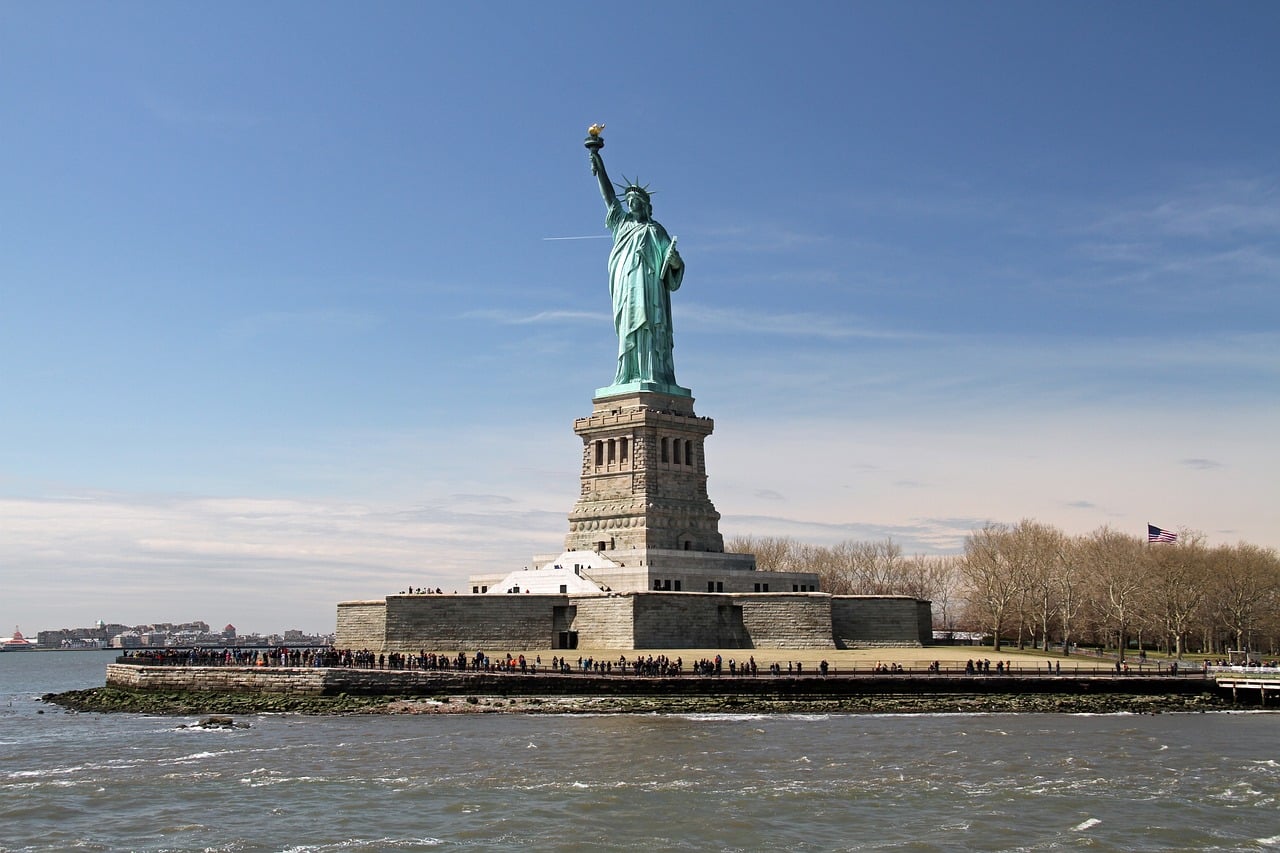 Estatua de la Libertad y Ellis Island - Imagen 2