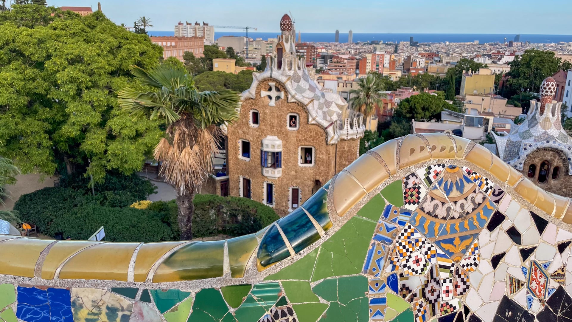 Visita guiada a la Sagrada Familia y al Parque Güell - Imagen 2