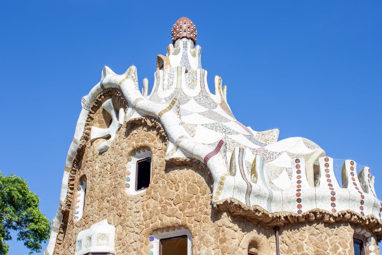 Visita guiada a la Sagrada Familia y al Parque Güell - Imagen 4