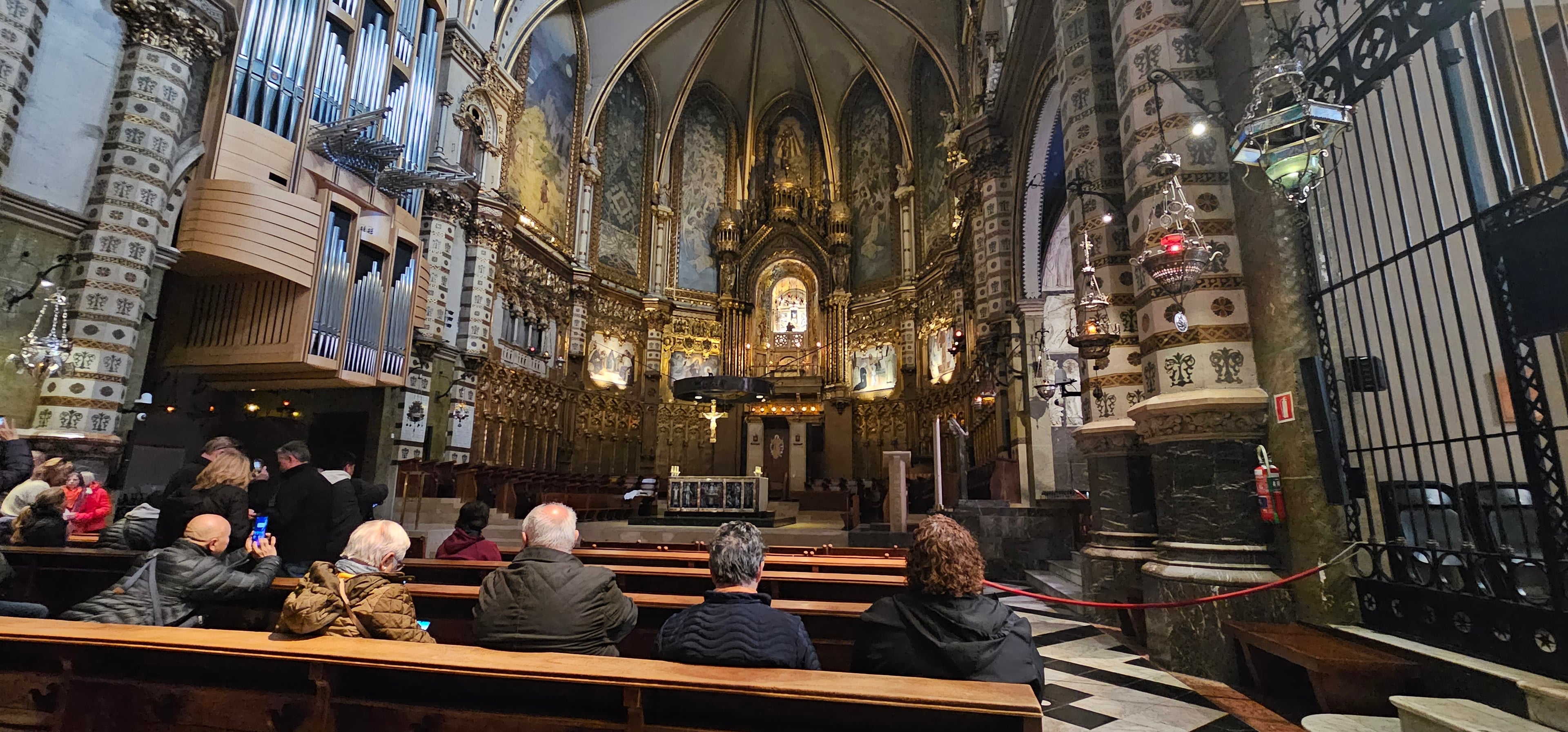 Tour combinado - Monasterio de Montserrat y Sagrada Familia - Imagen 2