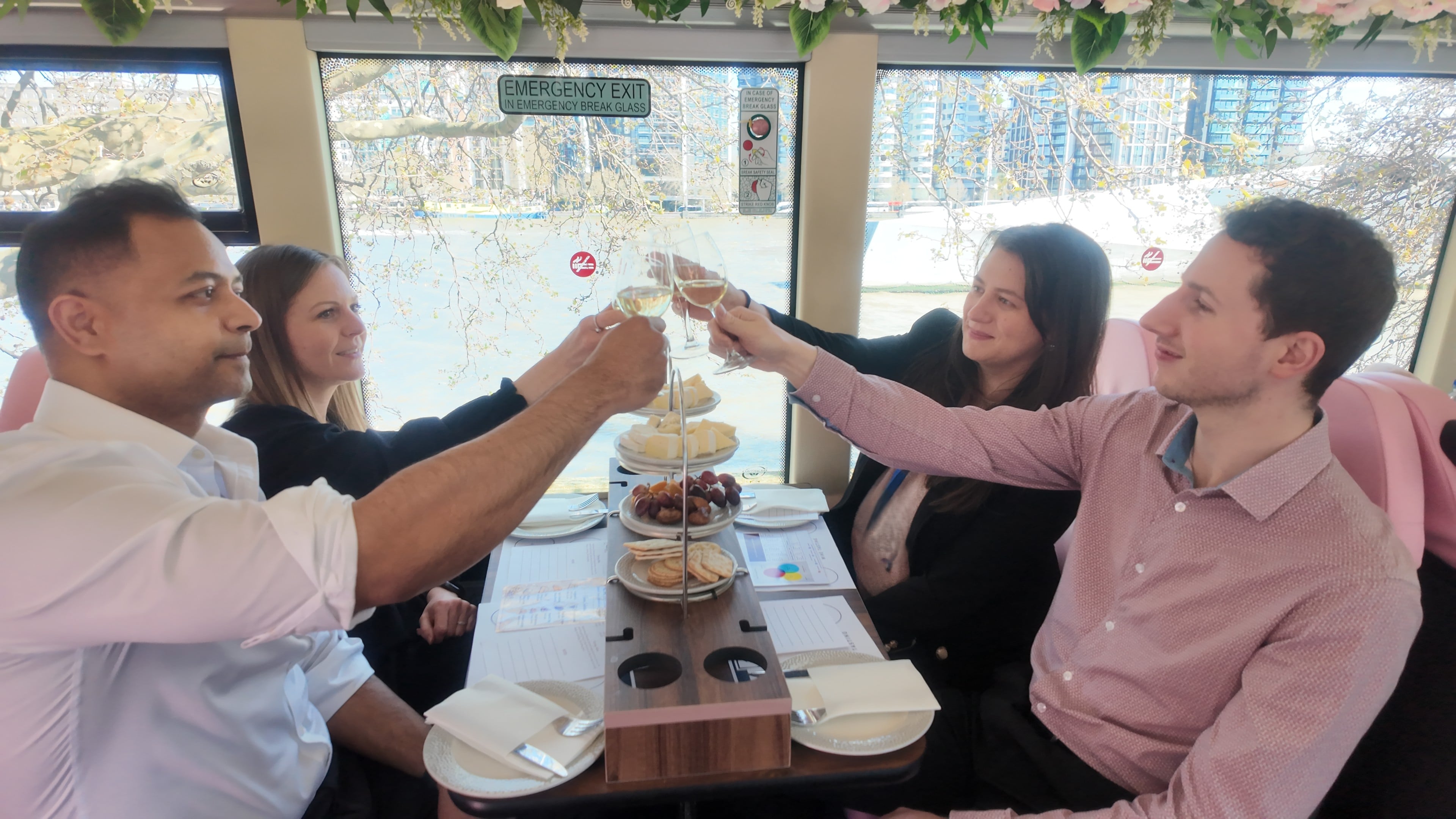 Tour en autobús por Londres con degustación de vinos - Imagen 3