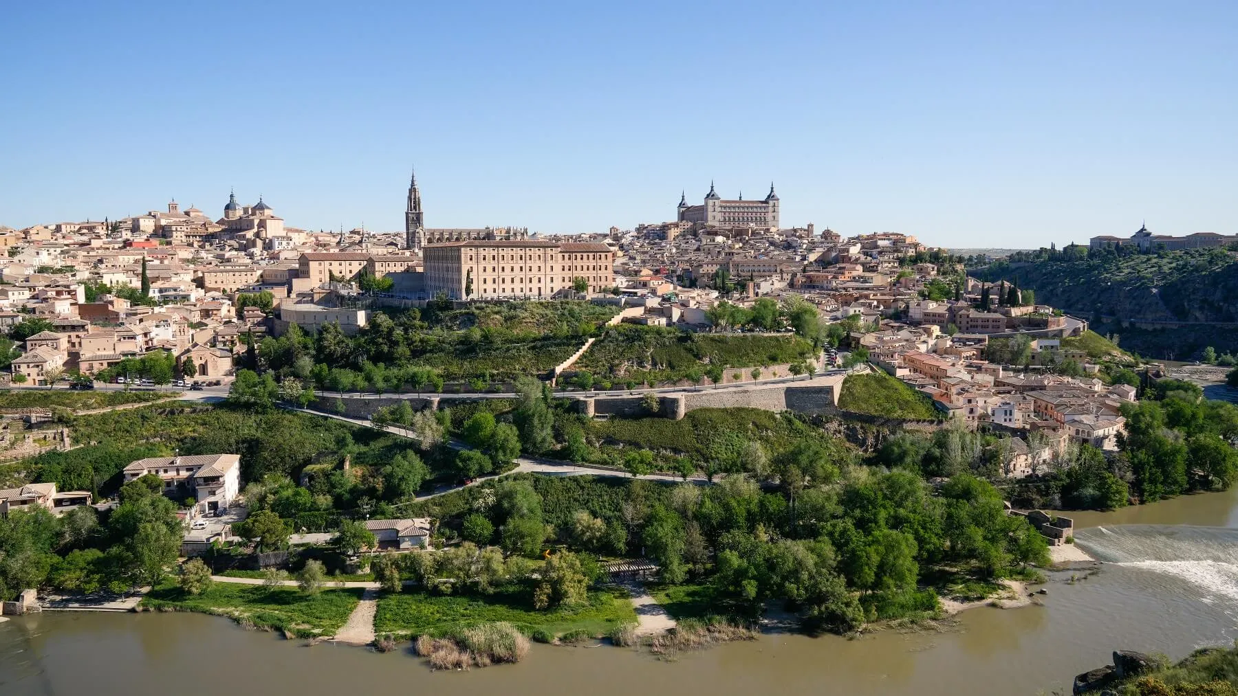 Toledo por tu cuenta con entrada a la iglesia de Santo Tomé (El entierro del conde de Orgaz, de El Greco) - Imagen 3