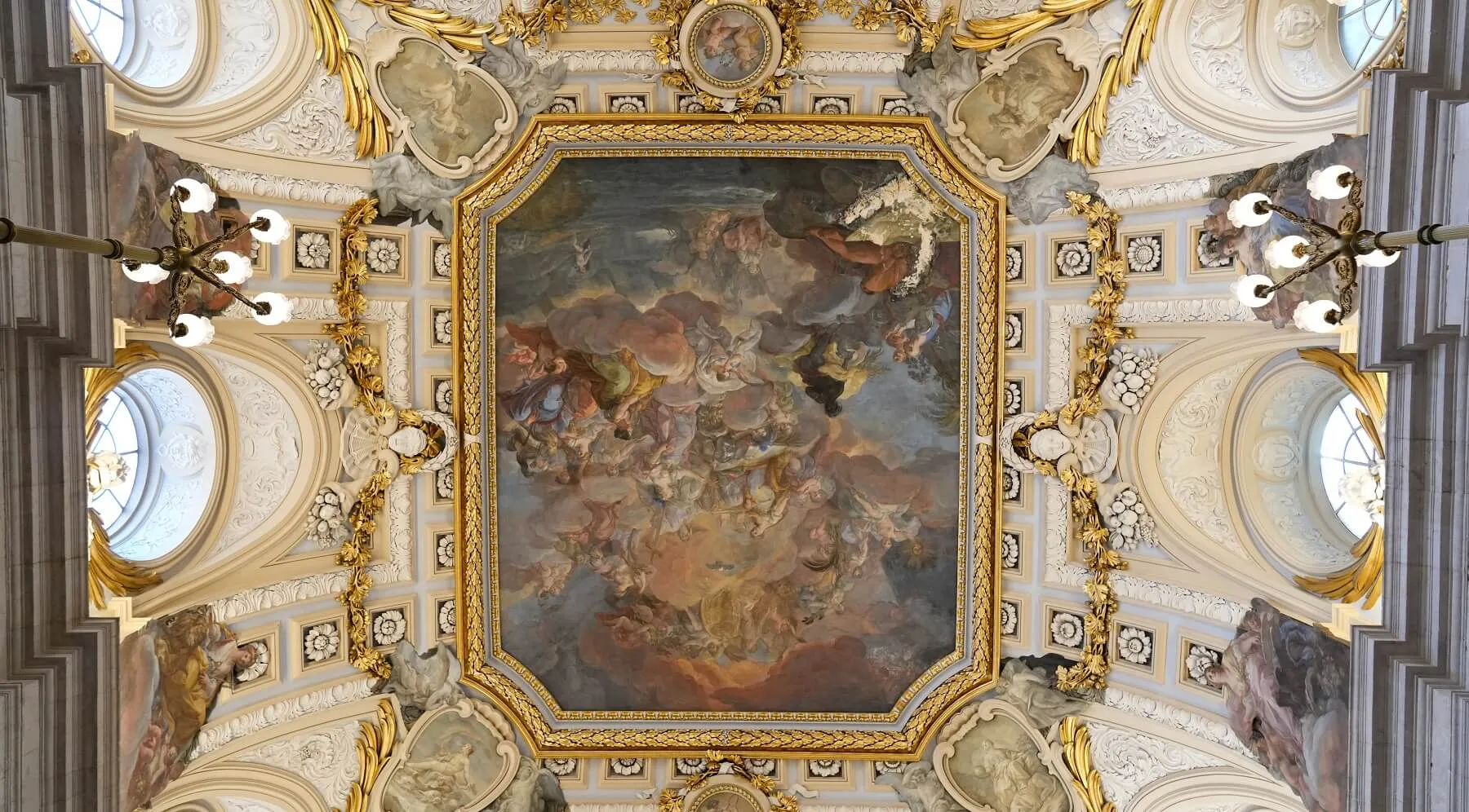 Evite las colas en el Palacio Real y el Museo del Prado - Imagen 3