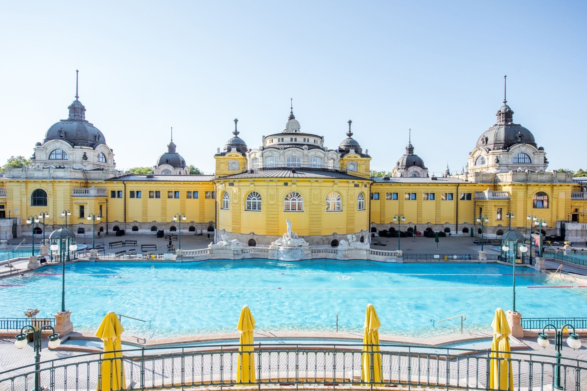 Budapeste: entrada rápida no banho termal Széchenyi com armário - Imagen 4