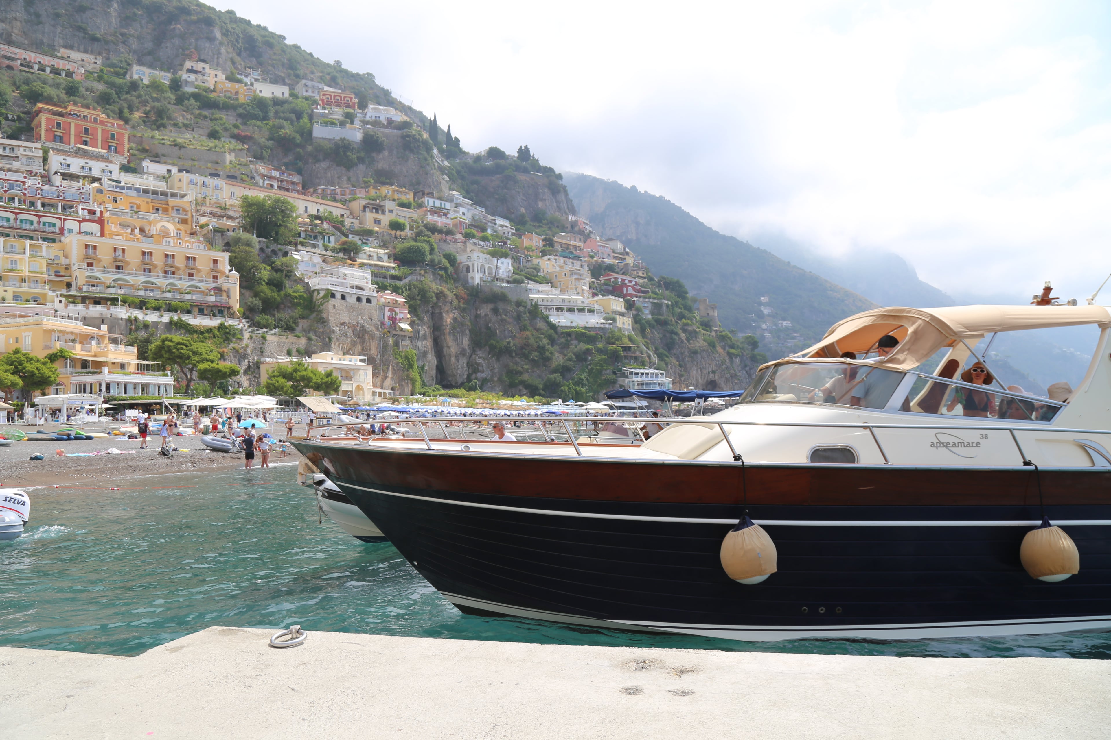 Desde Sorrento: Excursión en barco a Positano y Amalfi - Imagen 2