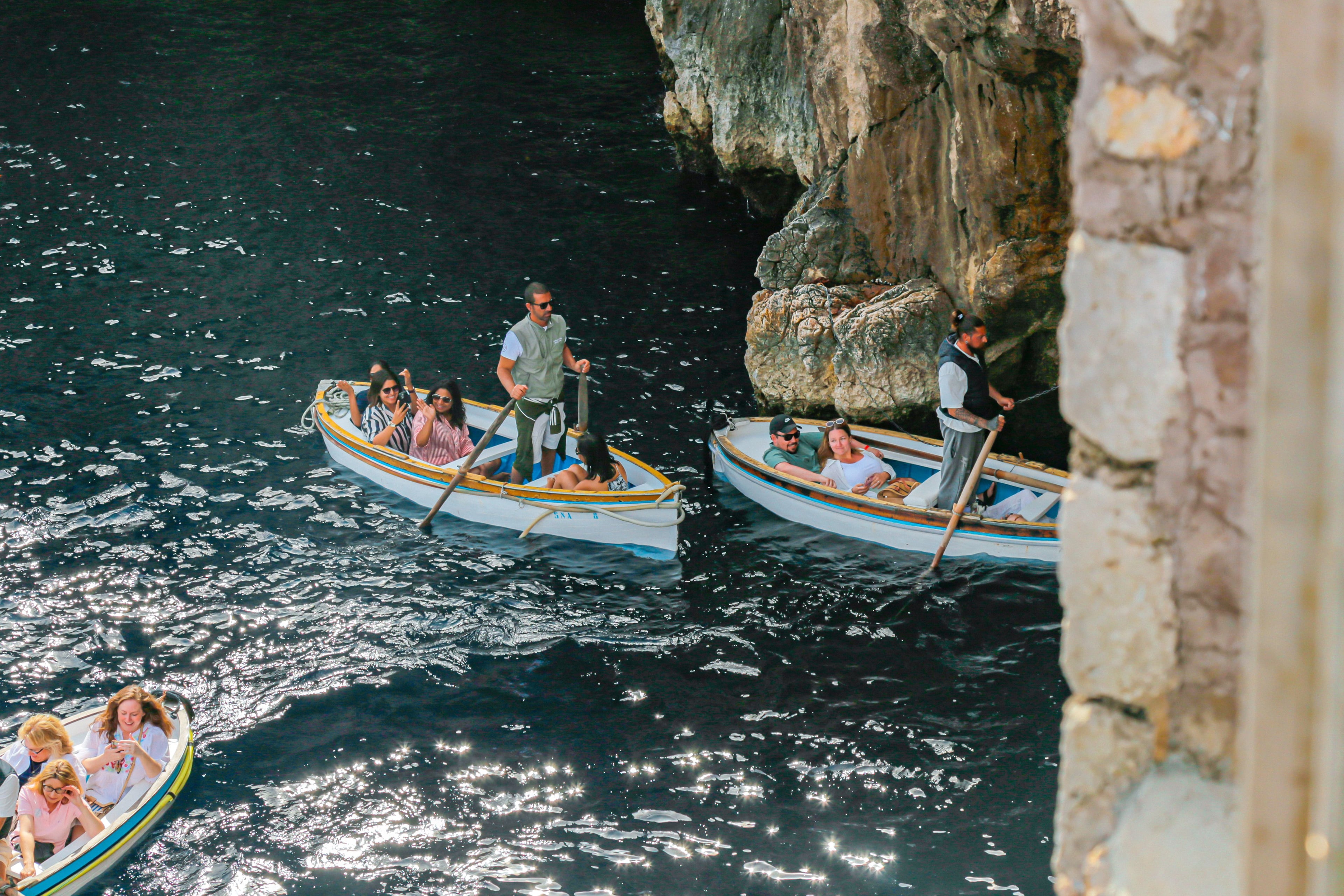 Excursión de día completo en barco por Capri con visita a la Gruta Azul - Imagen 4