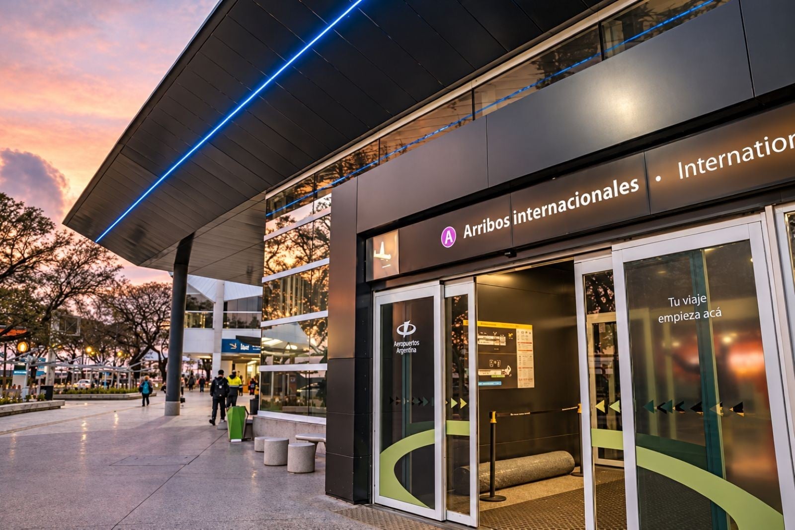 Transfer compartido de Aeroparque a Ezeiza - Imagen 2