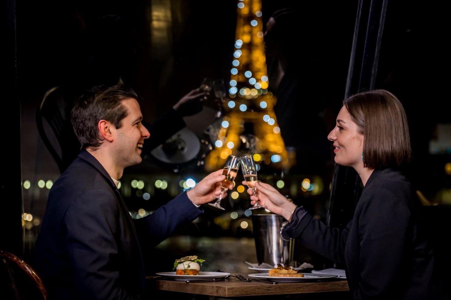 Cena en Crucero París Sena 18:45 hs - Fechas Especiales - Imagen 3