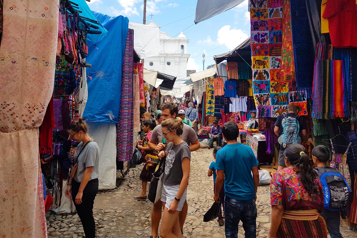 Chichicastenango Market and Lake Atitlan Tour From Antigua - Imagen 3