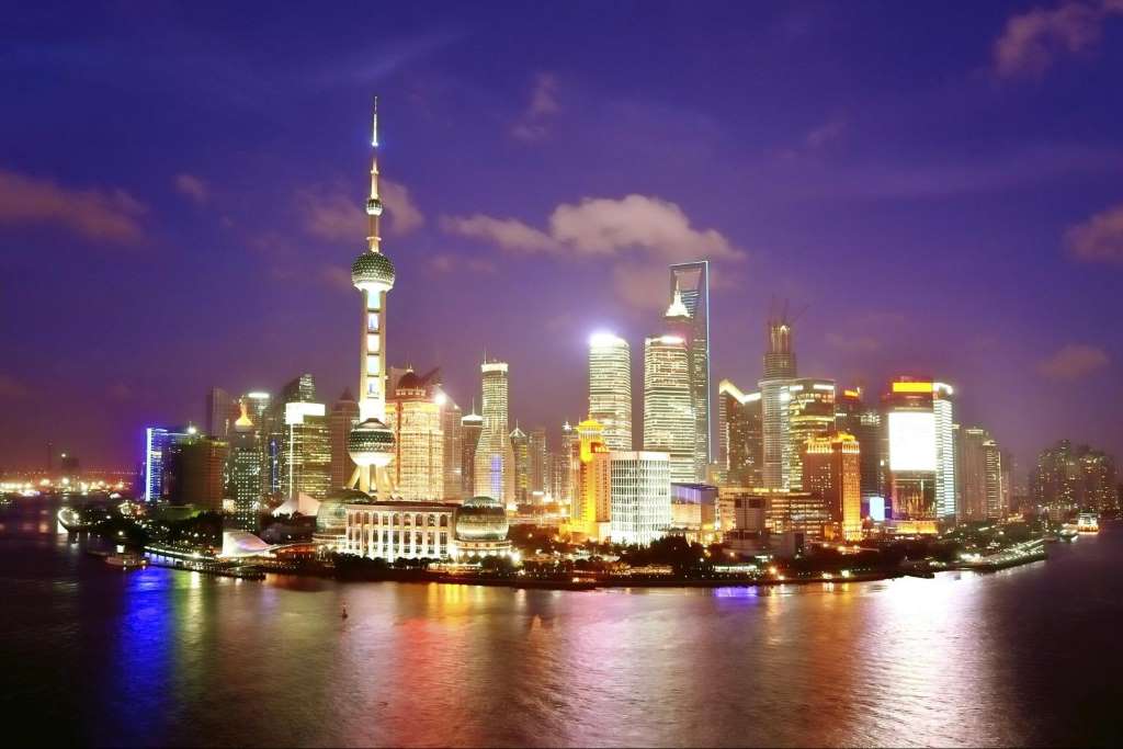 Luces nocturnas de la ciudad y crucero por el río Huangpu - Imagen 2