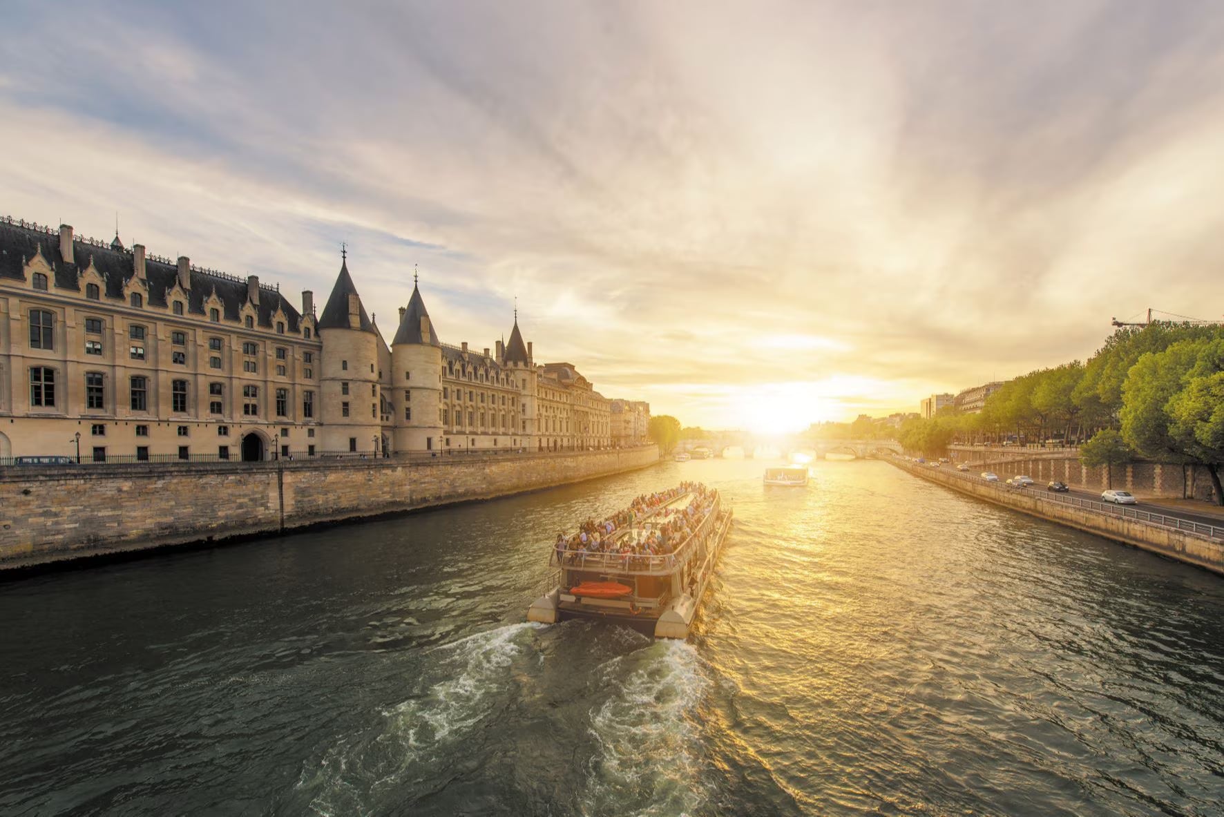 Louvre, Torre Eiffel y paseo en barco - Imagen 3