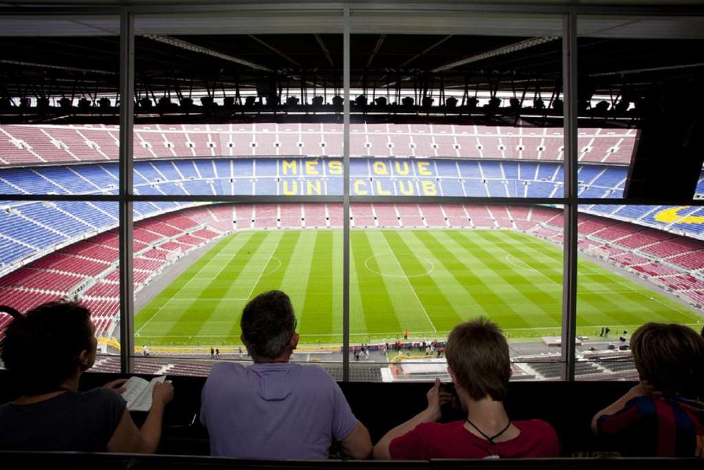 Hop On - Hop Off Barcelona City Tour y Museo FC Barcelona - Imagen 4