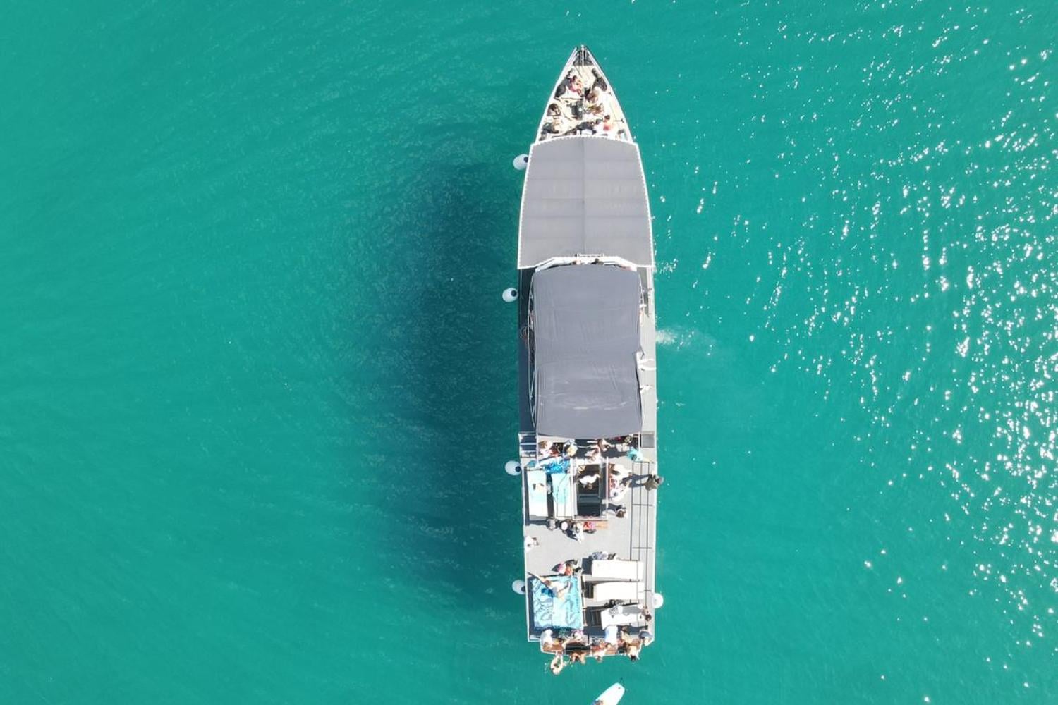 Crucero Laguna Azul, Naufragio y Solta con almuerzo y bebidas ilimitadas desde Split - Imagen 2